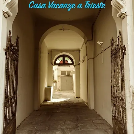Due Ale - Nuova Casa Di Corte A * Trieste