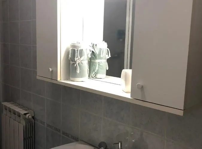 Due Ale - Nuova Casa Di Corte A Trieste